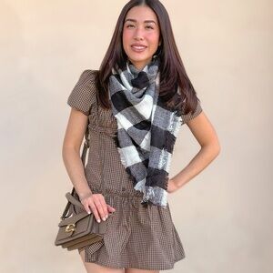 Check Blanket Scarf (Black/White Combo)